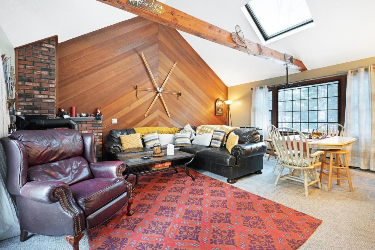 Villa Whispering Brook Townhouse Bartlett Esterno foto